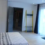 Dolce ゲストハウス 3*